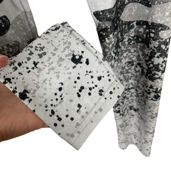 NWOT Altar Ego Camo Fade Black Athletic Yoga Leggins Size Small - Picture 7 of 16